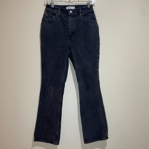 Abercrombie & Fitch Curve Love The 70s Vintage Flare Ultra High Rise Jean Short - Picture 3 of 12